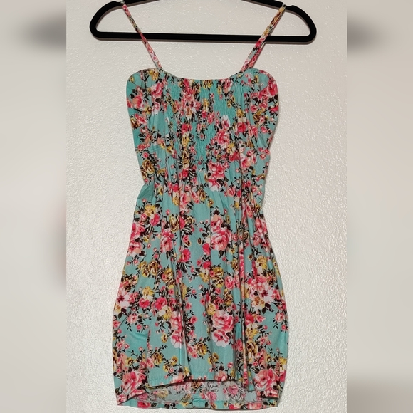 Floral dress - Picture 2 of 2